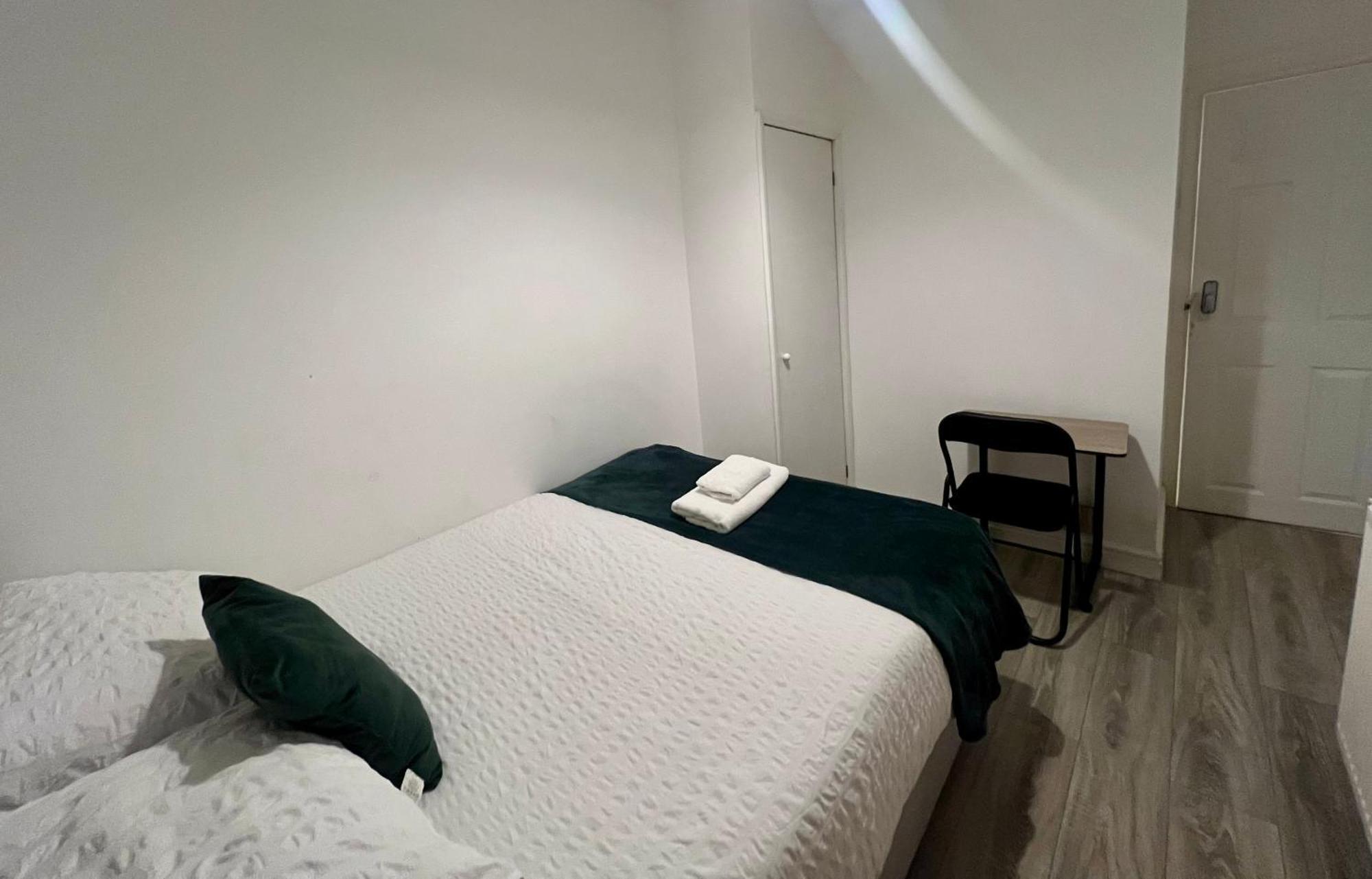 The Coral Guest House 1 Fratton Park Портсмът Екстериор снимка